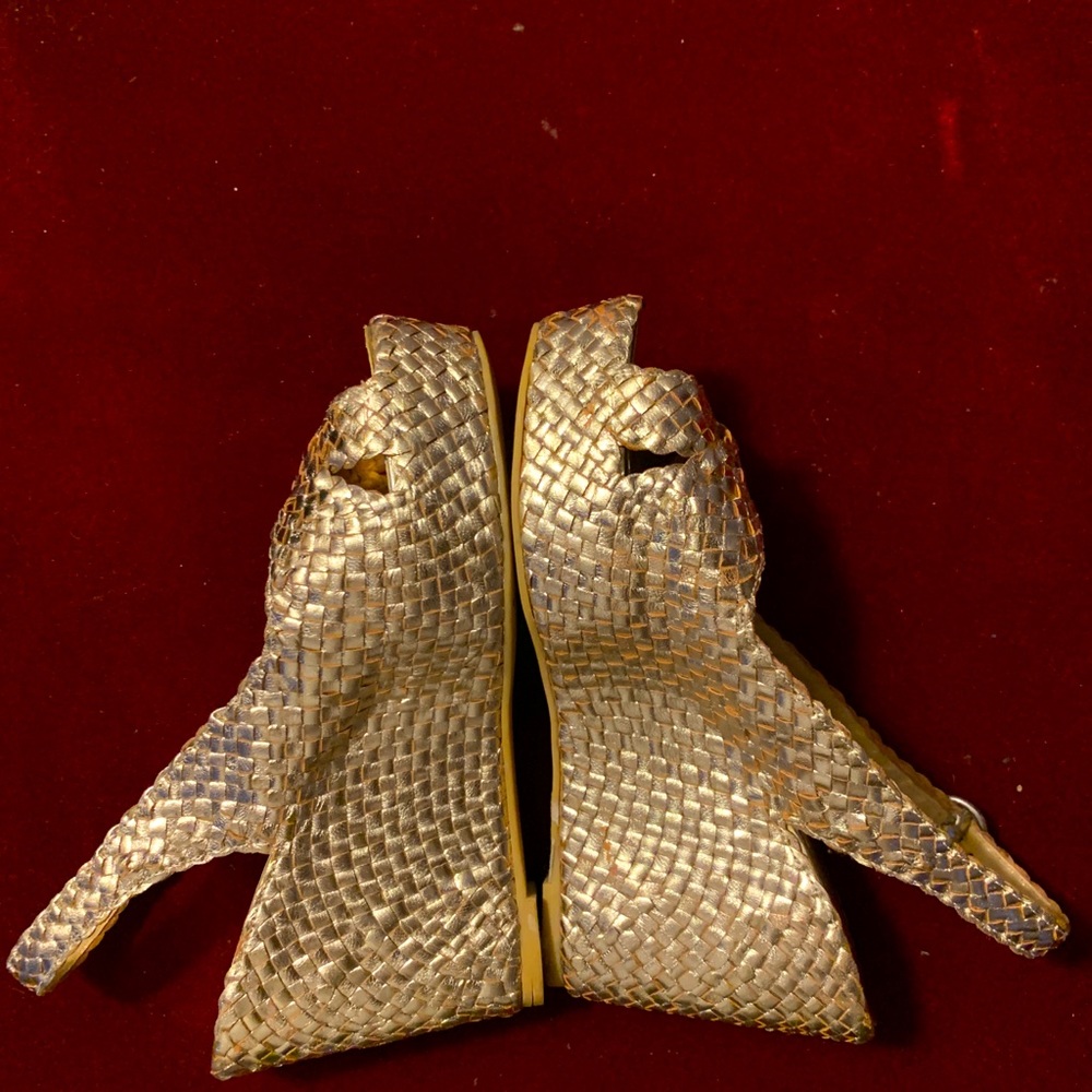 RAS Open toe Gold braided sandals